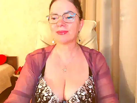 Snapshot of Monica-1203 chatting on 06/08/26, 08:37 Monica-1203 online show from 06/08/26, 08:37