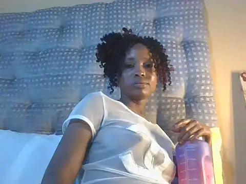 Snapshot of Babetys chatting on 10/15/25, 08:03 Babetys online show from 10/15/25, 08:03