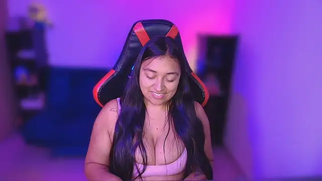 Soysofiarodrigu online show from 10/17/25, 02:37