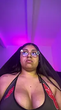 Soysofiarodrigu online show from 11/25/25, 02:44