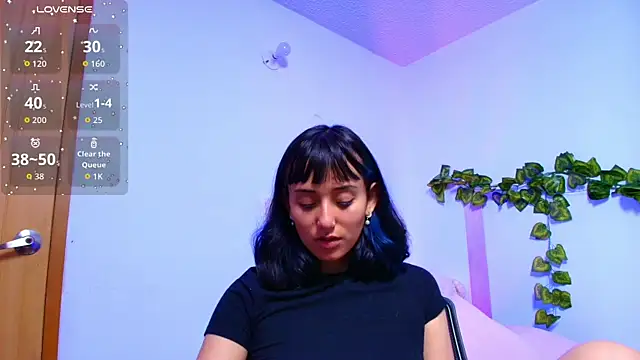 Snapshot of tati_cardenas chatting on 09/21/25, 11:06 tati cardenas online show from 09/21/25, 11:06