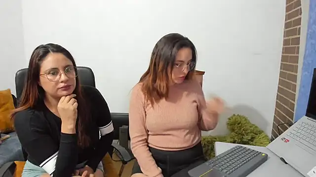  girls on fire  online show from 03/06/25, 02:30