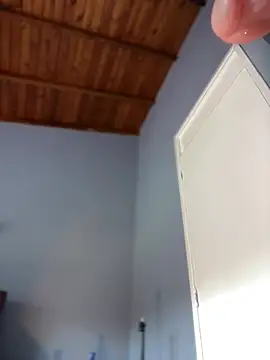 lauravasquez online show from 05/12/26, 03:53