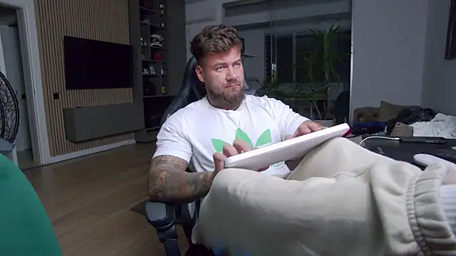 UbbeViking online show from 02/03/25, 06:39