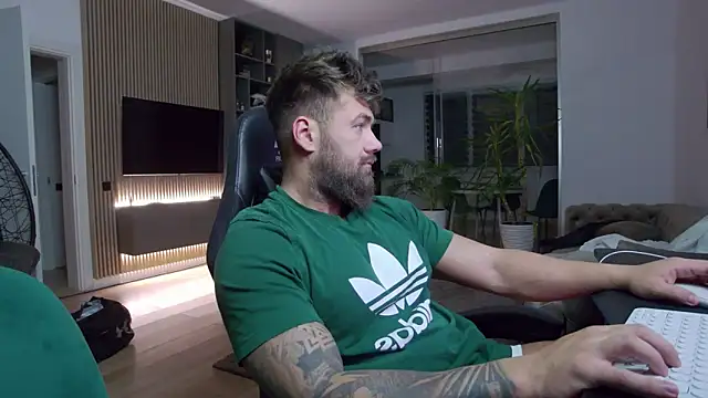 UbbeViking online show from 02/26/25, 04:45