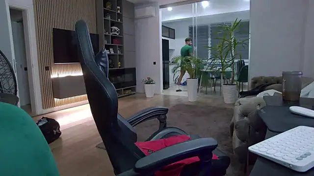 UbbeViking online show from 02/26/25, 07:49