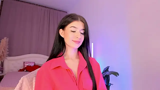 Snapshot of LauraCoy chatting on 10/01/25, 07:42 LauraCoy online show from 10/01/25, 07:42