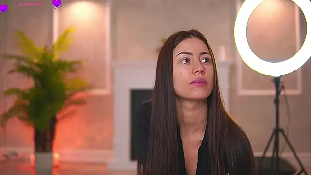 Abbela White online show from 11/25/25, 06:02