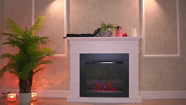 Abbela White online show from 12/05/25, 06:44