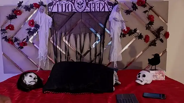 Snapshot of Raven_foxter1 chatting on 10/07/25, 06:16 Raven foxter1 online show from 10/07/25, 06:16