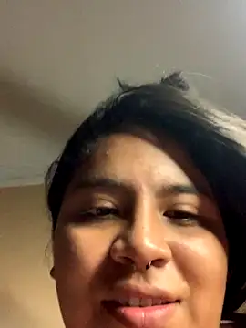 moncerrat luna online show from 12/05/24, 05:06