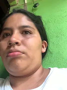 moncerrat luna online show from 12/09/24, 08:23