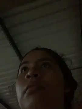 moncerrat luna online show from 12/21/24, 10:51