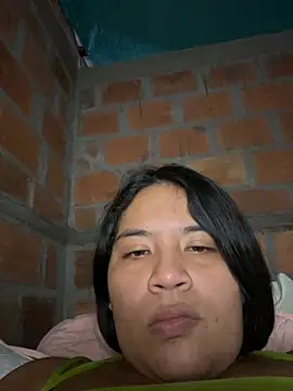 moncerrat luna online show from 01/31/25, 02:28