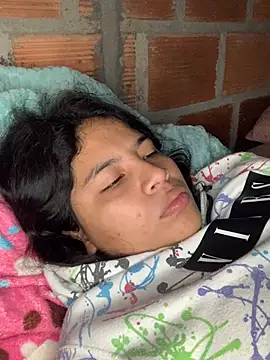 moncerrat luna online show from 02/06/25, 12:26