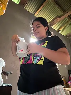 moncerrat luna online show from 03/15/25, 01:29