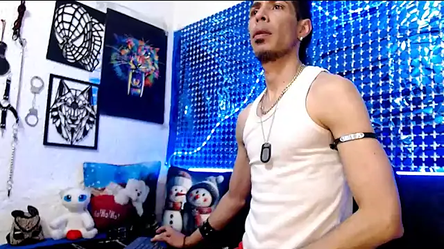 Mensecret69 online show from 12/12/24, 07:37