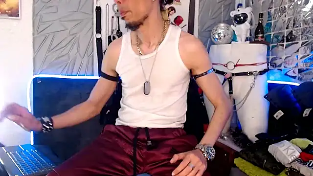 Mensecret69 online show from 03/18/25, 01:00