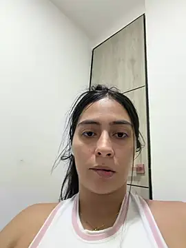 Sophie  Foxxx online show from 06/17/26, 01:52
