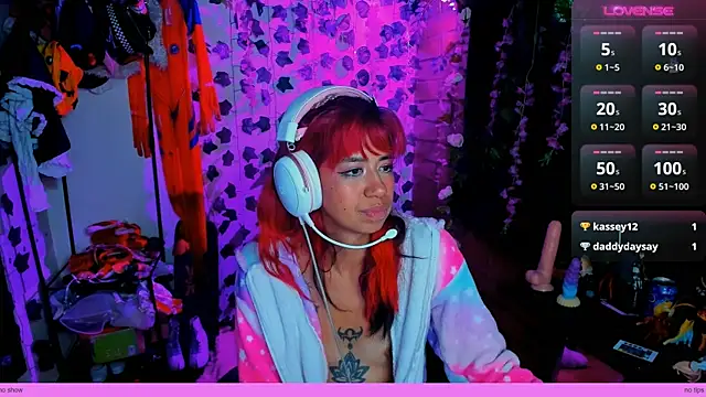 Roxanbunny1 online show from 01/27/25, 07:56