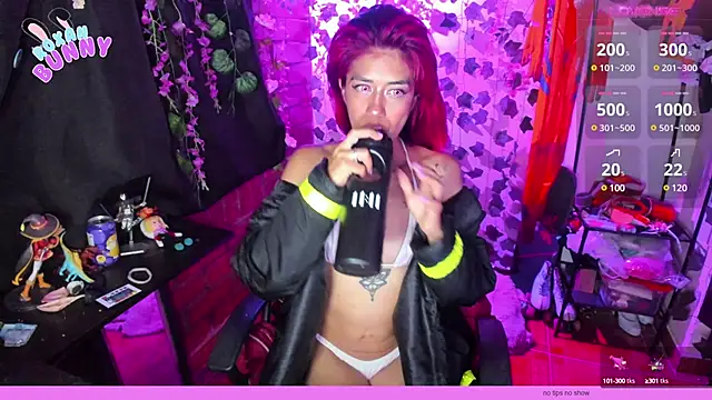 Roxanbunny1 online show from 02/08/25, 11:13