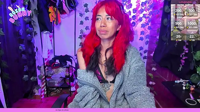 Roxanbunny1 online show from 03/09/25, 01:04