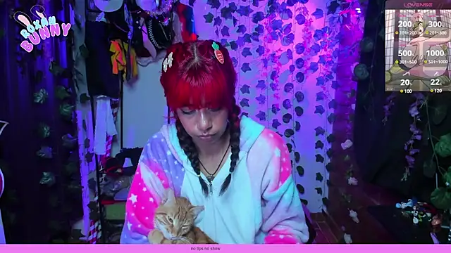 Roxanbunny1 online show from 03/12/25, 04:51