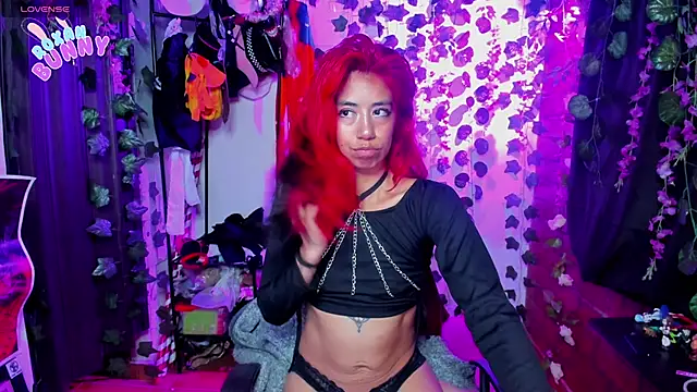 Roxanbunny1 online show from 03/14/25, 12:10