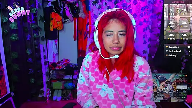 Roxanbunny1 online show from 03/19/25, 09:06