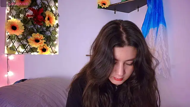 Snapshot of kisstarxxx chatting on 02/24/26, 04:54 kisstarxxx online show from 02/24/26, 04:54