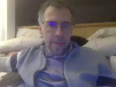 ptitcanard60600 online show from 02/12/25, 10:48