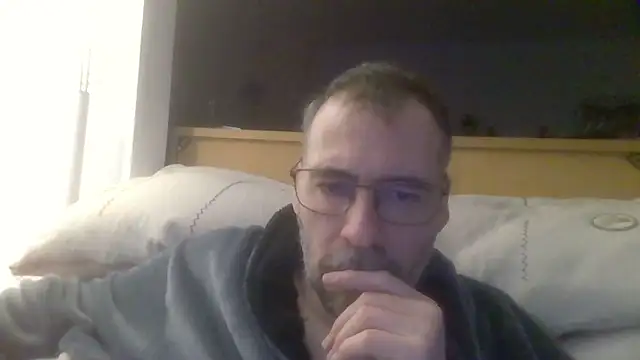 ptitcanard60600 online show from 03/16/25, 10:53