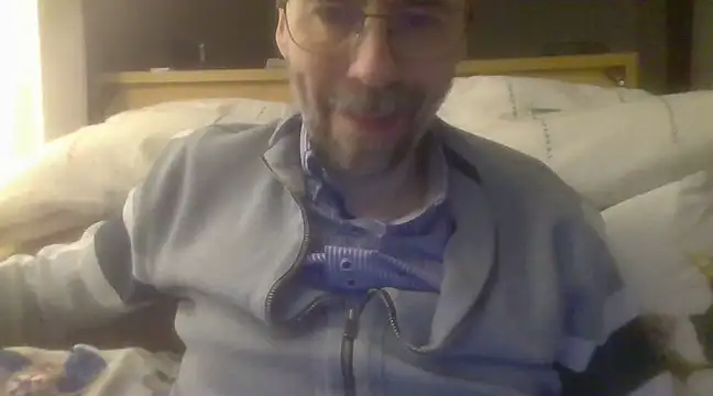 ptitcanard60600 online show from 03/18/25, 09:32