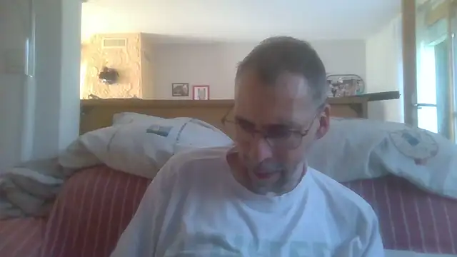 ptitcanard60600 online show from 09/19/25, 01:56