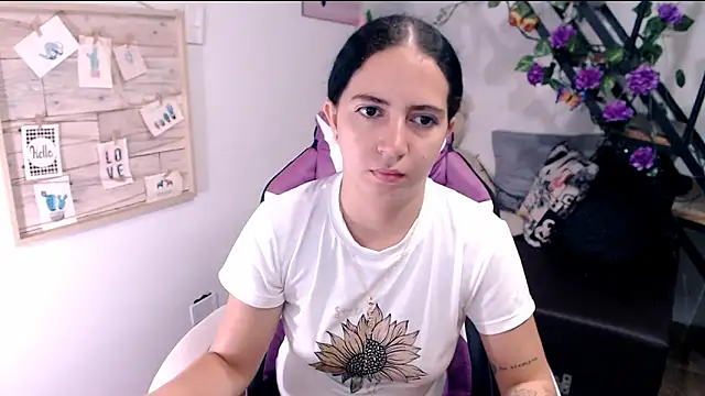 samantha baby  online show from 05/02/26, 04:12