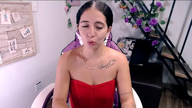 samantha baby  online show from 06/19/26, 05:39