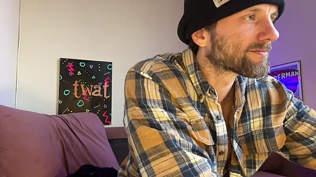 Snapshot of alexmannd chatting on 01/11/26, 06:35 alexmannd online show from 01/11/26, 06:35