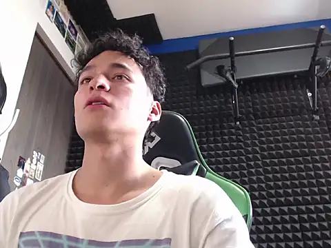 Curly Angel24 online show from 04/01/26, 06:05