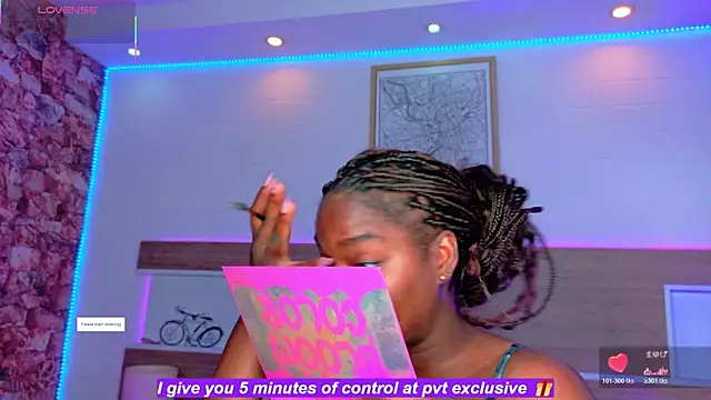 KAROL-SCOTT online show from 05/01/26, 06:56