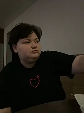 Snapshot of ihaveasecret_ chatting on 01/22/25, 09:32 ihaveasecret online show from 01/22/25, 09:32