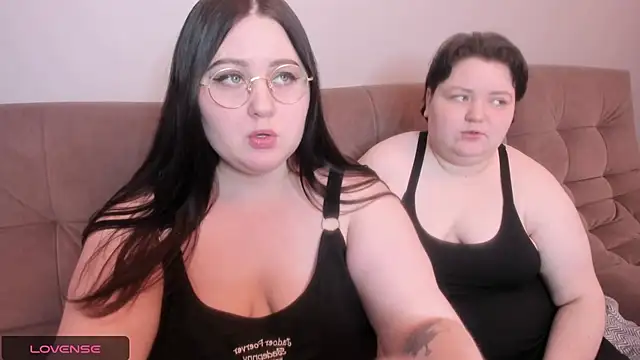 Snapshot of ihaveasecret_ chatting on 01/28/25, 12:57 ihaveasecret online show from 01/28/25, 12:57