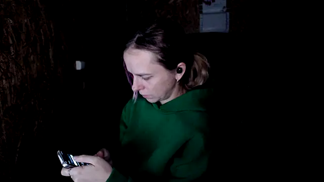 las sweet online show from 12/15/25, 01:37