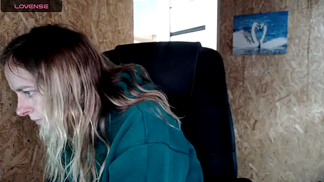 Snapshot of las_sweet chatting on 06/19/26, 01:26 las sweet online show from 06/19/26, 01:26