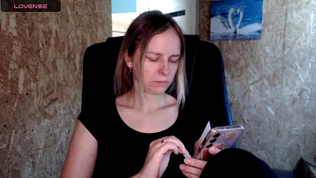 Snapshot of las_sweet chatting on 06/20/26, 10:29 las sweet online show from 06/20/26, 10:29