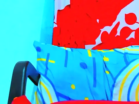 Snapshot of ebony_cristal1 chatting on 10/10/25, 09:41 ebony cristal1 online show from 10/10/25, 09:41