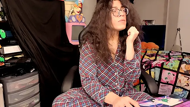 ShinyCherub online show from 12/03/25, 02:52