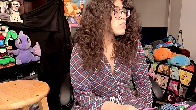 ShinyCherub online show from 12/20/25, 02:51