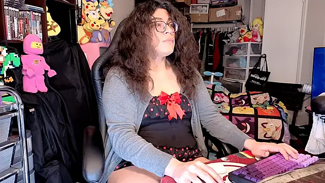 ShinyCherub online show from 06/18/26, 02:34