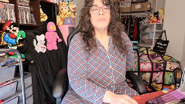 ShinyCherub online show from 06/25/26, 11:59