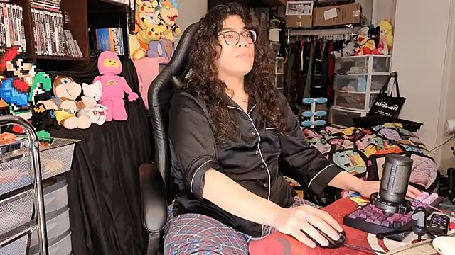 ShinyCherub online show from 06/28/26, 10:32